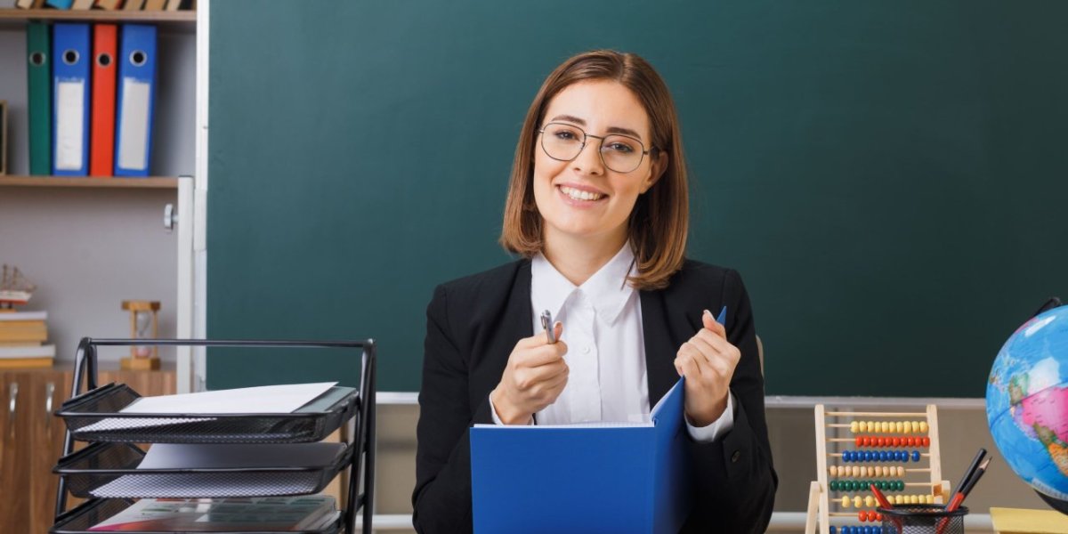 Ücretli Öğretmen Maaşı Kaç TL Oldu?